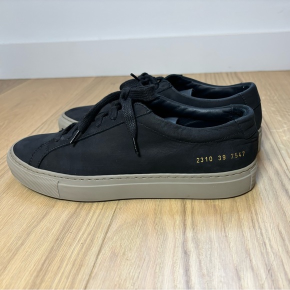 Common Projects Achilles Low Black Nubuck Leather Sneakers Men’s 39 EU / 6 US - Picture 6 of 11